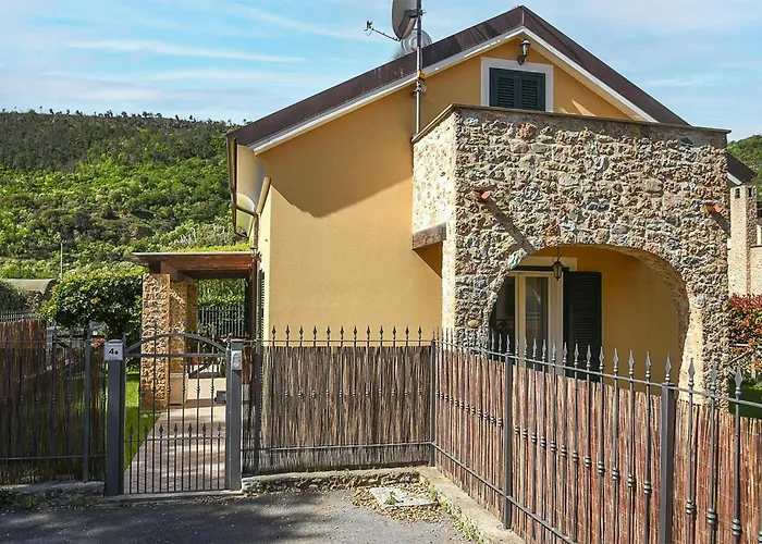 2 Bedroom Cozy In *