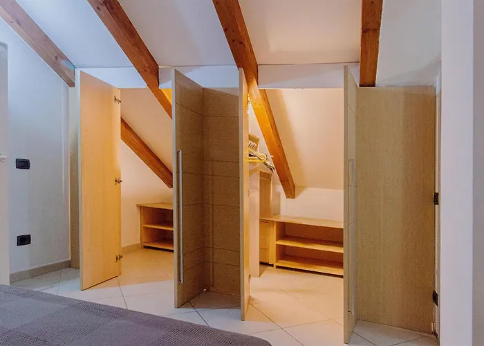 2 Bedroom Cozy In