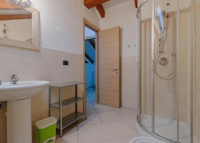 2 Bedroom Cozy In *