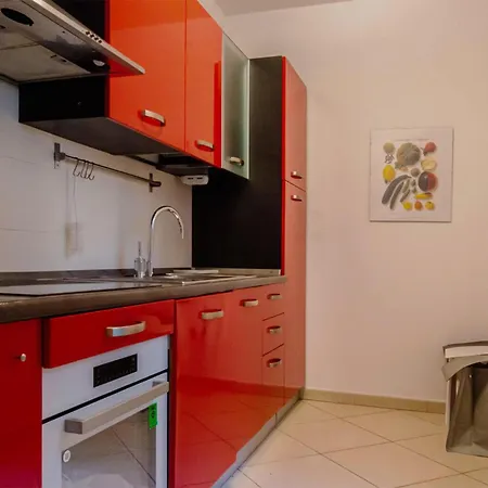 Сasa de vacaciones 2 Bedroom Cozy In *