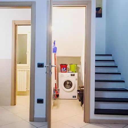 2 Bedroom Cozy In Cisano sul Neva