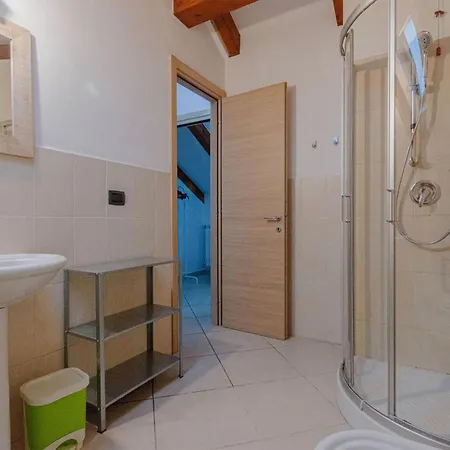 2 Bedroom Cozy In *